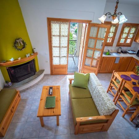 Olive House In Damouchari With A Sea View - Delicious Houses Ngoại thất bức ảnh