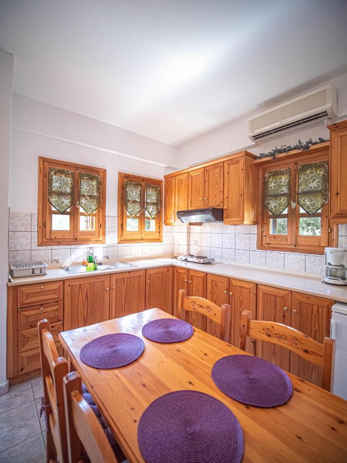 Olive House In Damouchari With A Sea View - Delicious Houses Ngoại thất bức ảnh