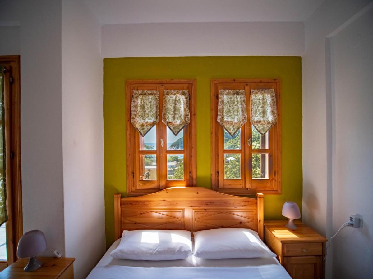 Olive House In Damouchari With A Sea View - Delicious Houses Ngoại thất bức ảnh