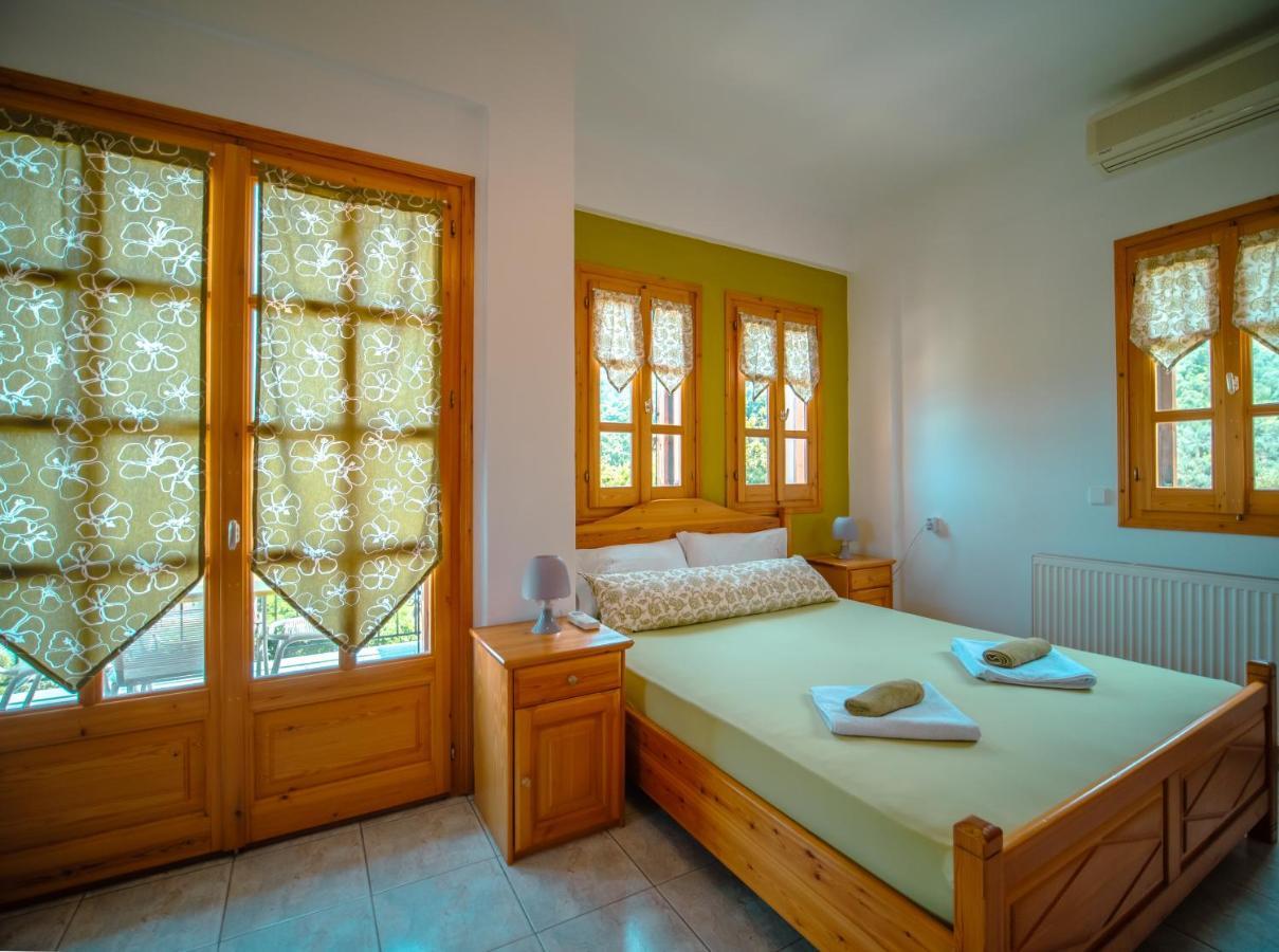 Olive House In Damouchari With A Sea View - Delicious Houses Ngoại thất bức ảnh