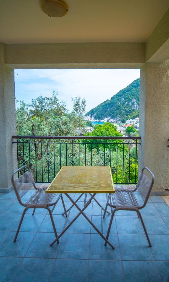 Olive House In Damouchari With A Sea View - Delicious Houses Ngoại thất bức ảnh
